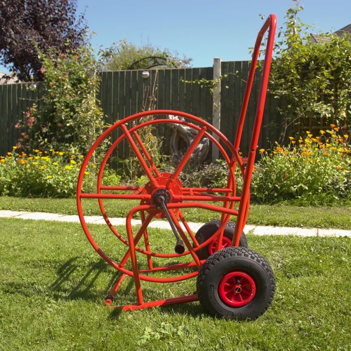 HydroSure Heavy Duty 110m x 19mm Two Wheel Hose Cart. Manufactured using strong steel powder coated with non-toxic, polyester powder for supreme rust resistance.